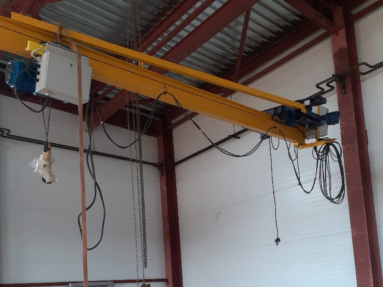Подвесная кран-балка